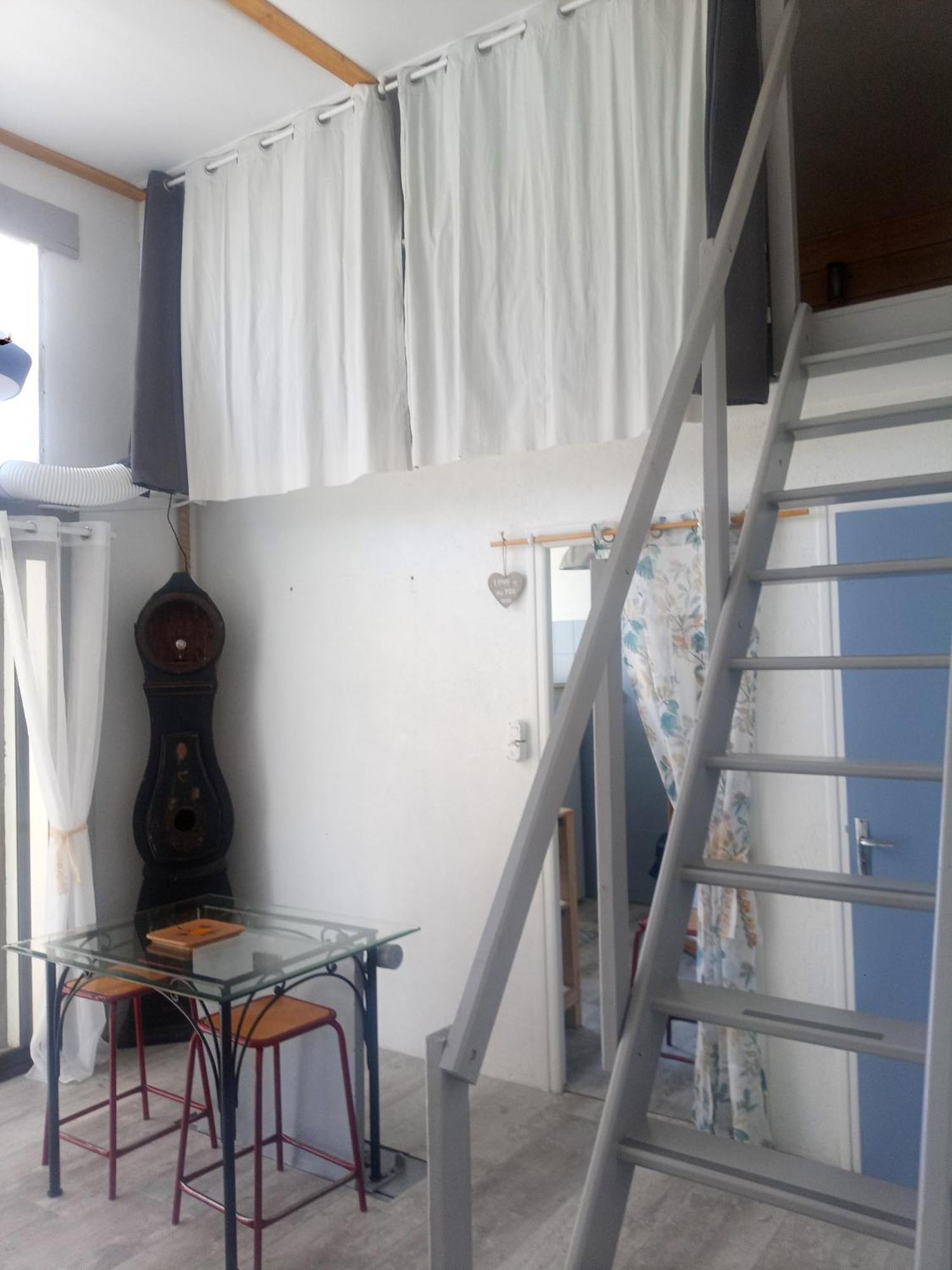 Studio D'Aqui Et D'Ailleurs Apartamento Perpinhã Exterior foto